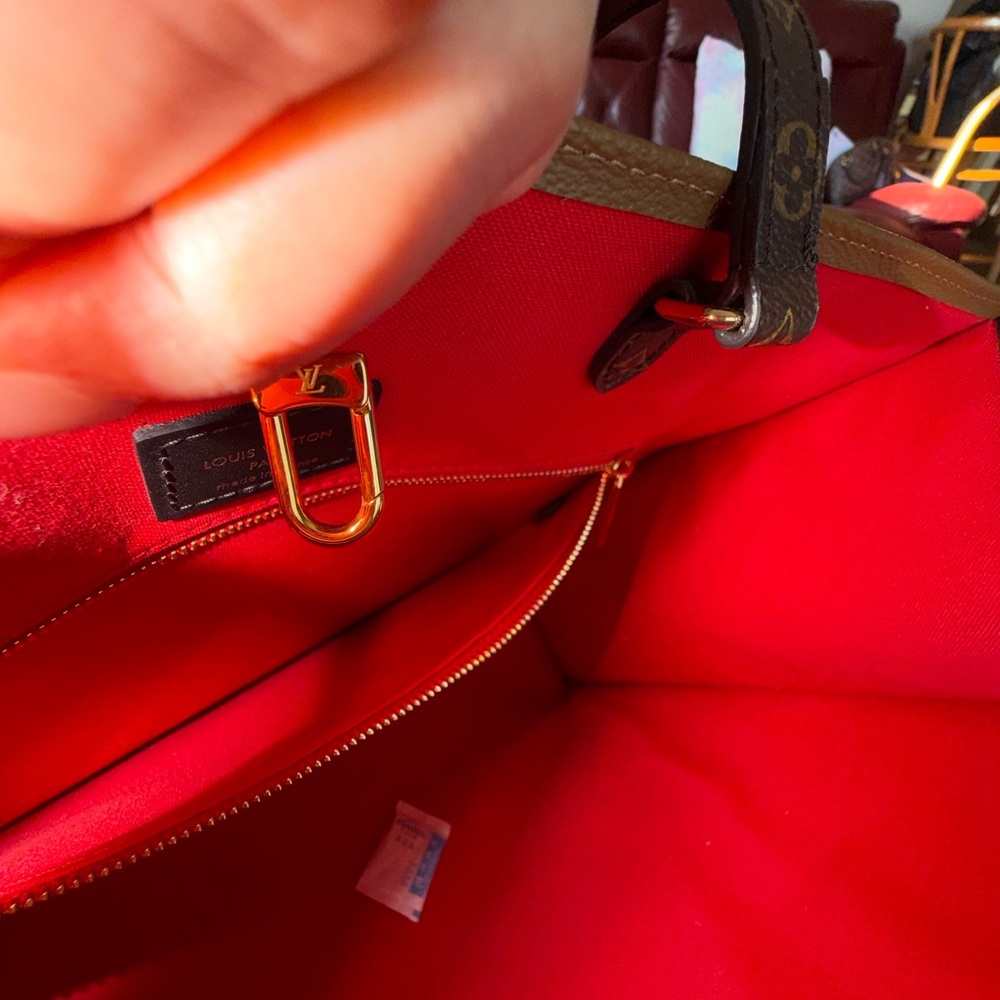 Louis Vuitton Classic Brown Monogram Tote - Picture 14 of 16